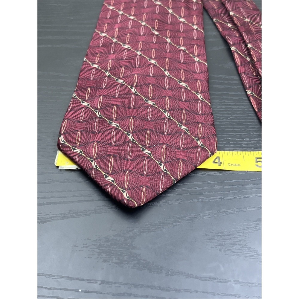 Bill Blass Black Label Maroon Gold Pattern Neck Tie 59" Designer Tie - Picture 6 of 6